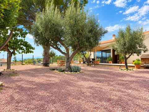 Casa de 214 m² en Aigües