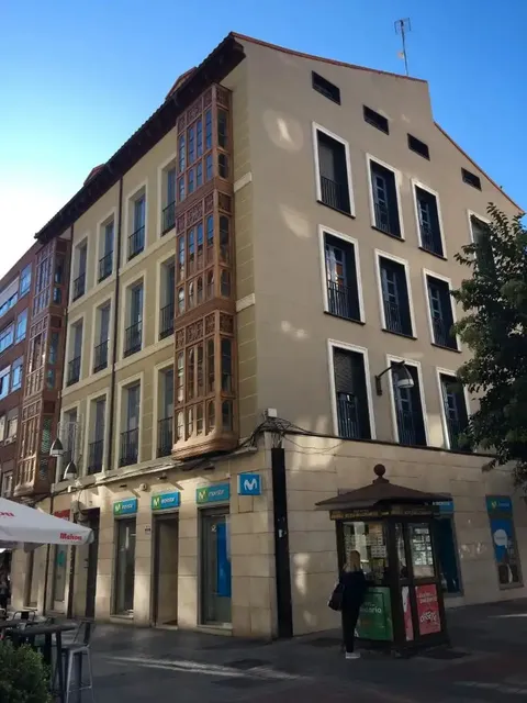 Habitació 360 m², Valladolid