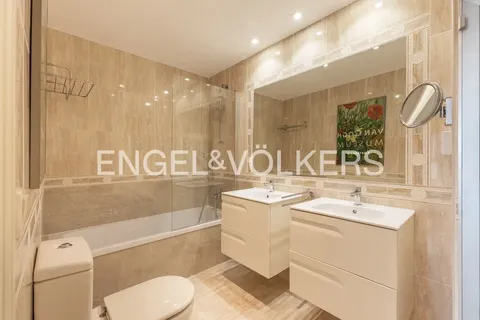 Appartamento 115 m² a Valencia