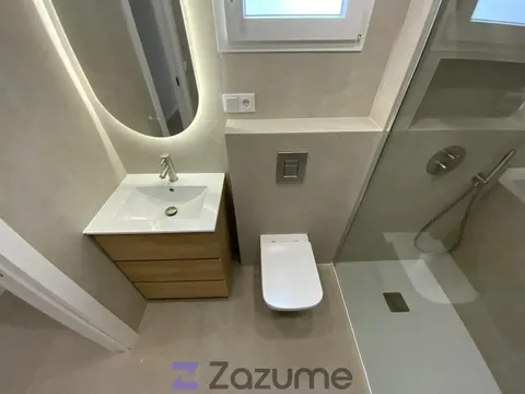 Pis de 77 m² a València