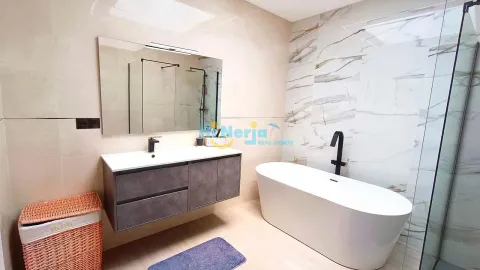 Дом 350 м² в Nerja