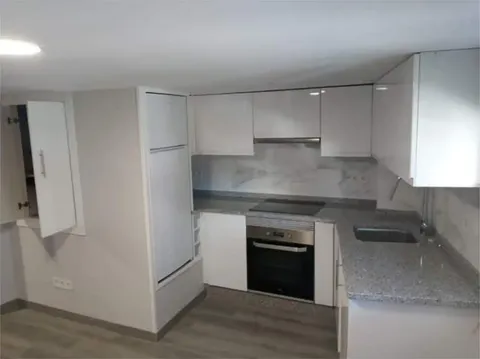 Pis de 28 m² a Santa Comba