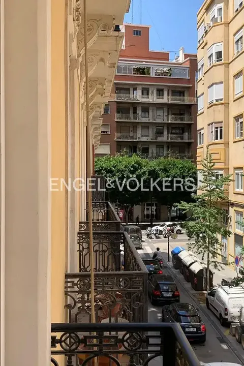 Wohnung 80 m² in Valencia