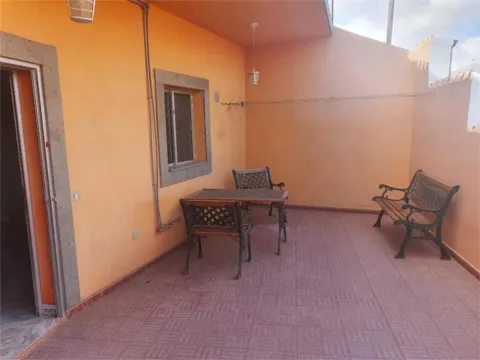 Appartamento 80 m² a Santa Lucía de Tirajana (3/9)