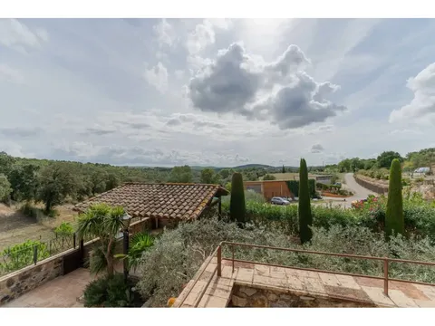 Casa de 282 m² a Garrigàs