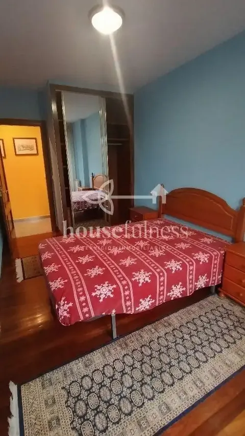 Pis de 1001 m² a Narón