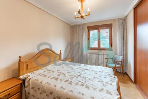 Wohnung 119 m² in Oviedo