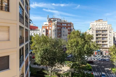 Pis de 84 m² a València