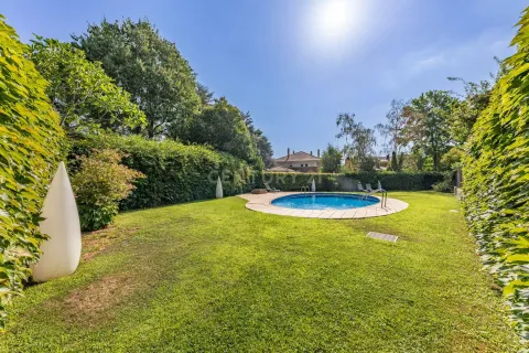 Будинок 238 м² у Sant Cugat del Vallès