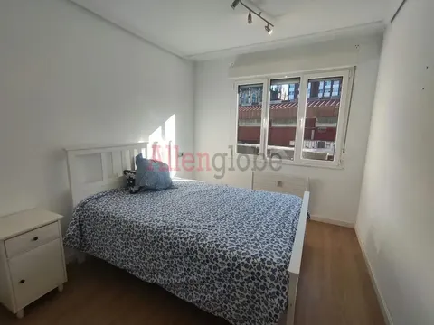 Pis de 140 m² a Oviedo