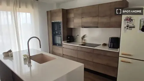 Appartamento 85 m² a Montroi / Montroy