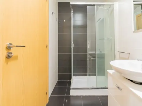 Pis de 80 m² a Pamplona