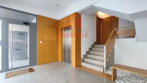 Wohnung 58 m² in Ourense