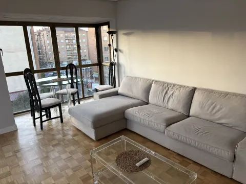Pis de 93 m² a Logronyo