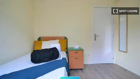 Room for rent, Getafe (3/19)