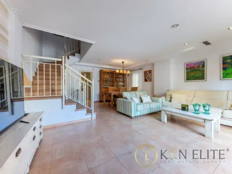 Maison 180 m² à Santa Pola