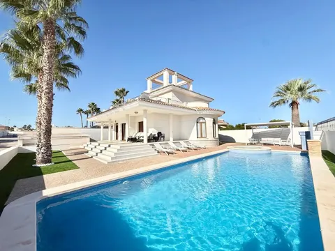 Haus 700 m² in Rojales