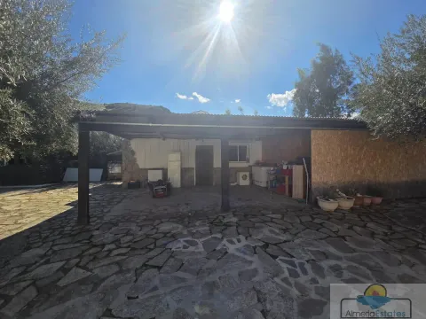Casa de 100 m² a Albox