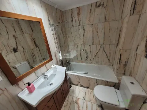 Flat 48 m² in Oviedo (4/21)
