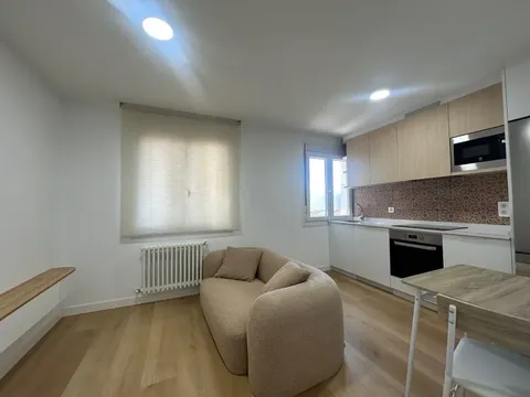 Wohnung 40 m² in Santiago de Compostela