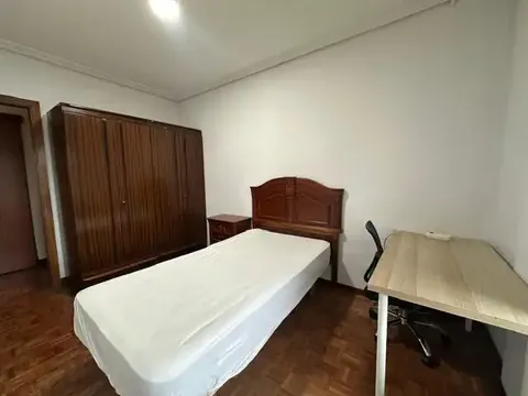 Pis de 130 m² a Pamplona