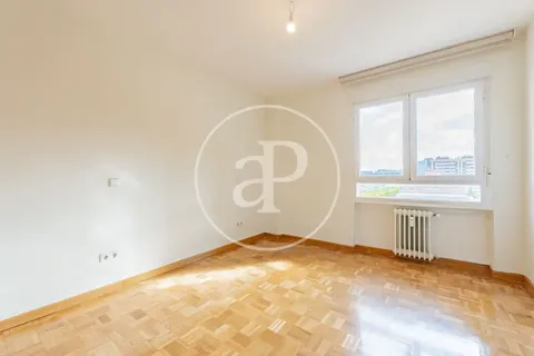 Wohnung 180 m² in Madrid