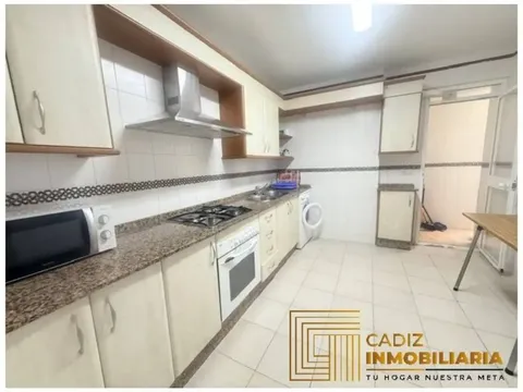 Pis de 110 m² a Cádiz