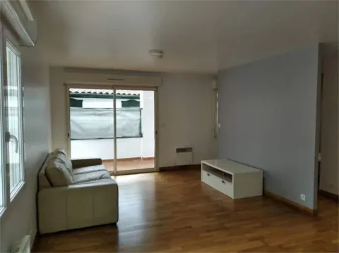 Piso de 40 m² en Irún (3/9)