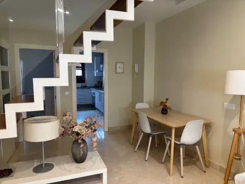 Pis de 100 m² a Osuna (3/18)