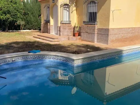 Casa de 96 m² a Palomares del Río