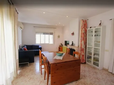 Habitació de lloguer, Olivella
