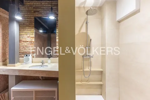 Wohnung 75 m² in Valencia
