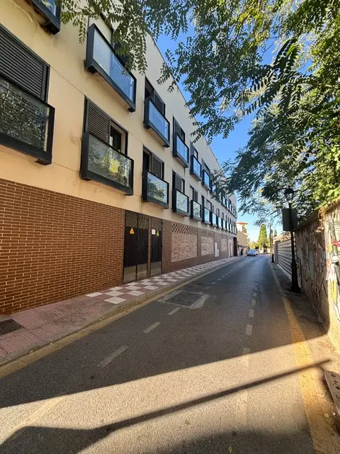 Pis de 80 m² a Cájar