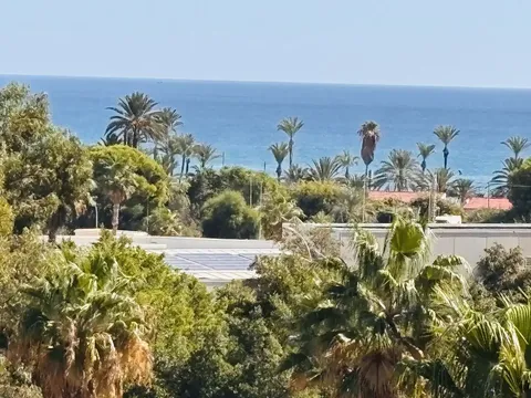 Pis de 100 m² a Alacant
