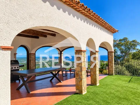 Casa de 500 m² a Castell d'Aro, Platja d'Aro i s'Agaró (3/35)