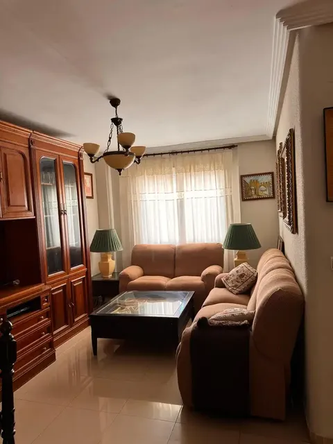 Casa de 150 m² a Baeza