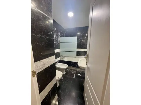 Flat 65 m² in Seville