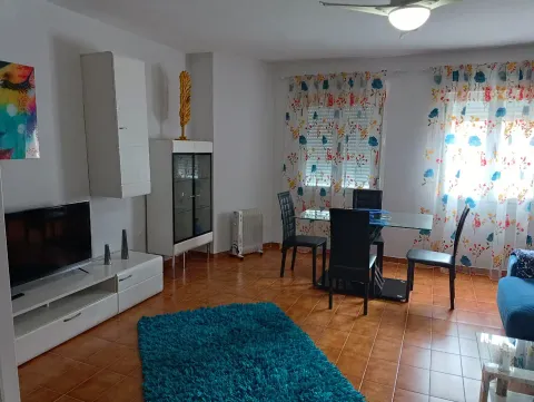 Flat 70 m² in Pozo Alcón (4/12)