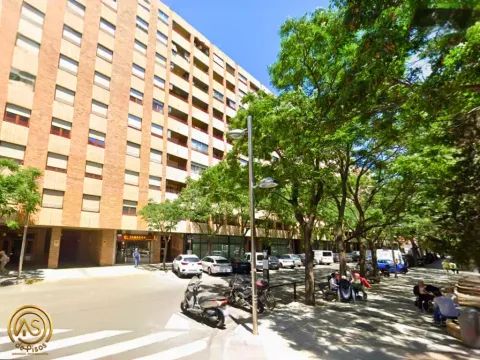 Piso de 93 m² en Zaragoza