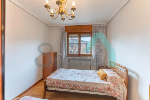 Wohnung 119 m² in Oviedo