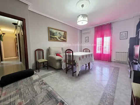 Piso de 110 m² en Baeza