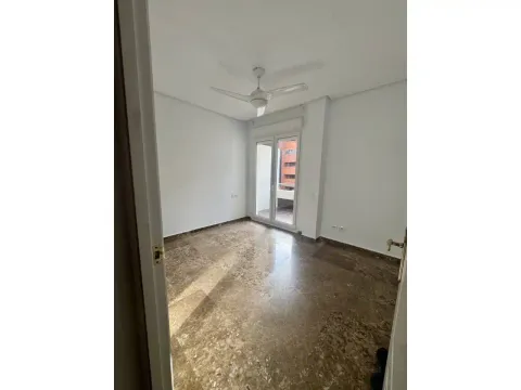 Flat 65 m² in Seville