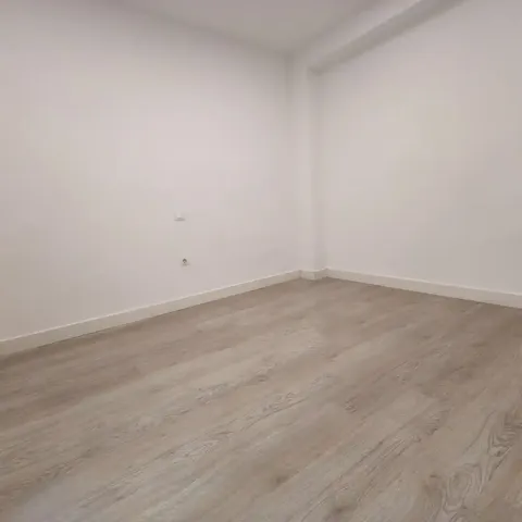 Pis de 75 m² a València