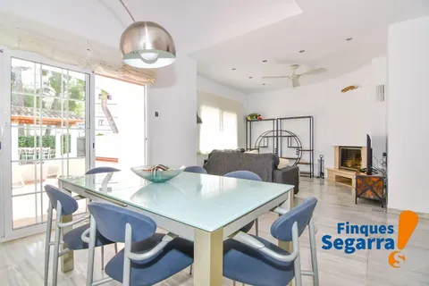 Casa de 196 m² a Roda de Berà