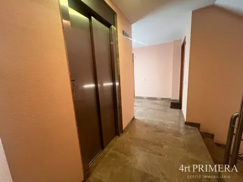 Appartement 77 m² à Granollers
