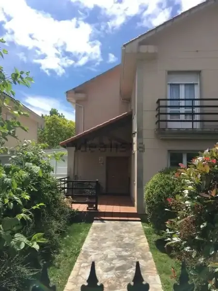 Casa de 325 m² a Santiago de Compostel·la