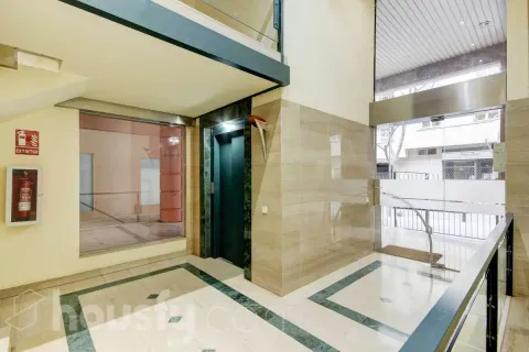 Wohnung 84 m² in Sant Cugat del Vallès