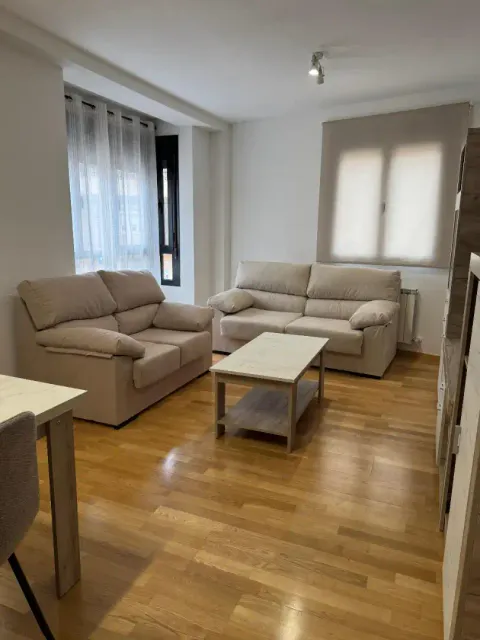 Квартира 85 м² у Alcázar de San Juan (2/28)