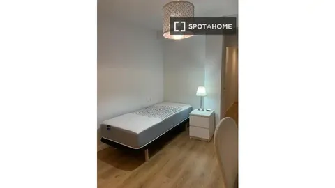 Кімната в оренду, Almería