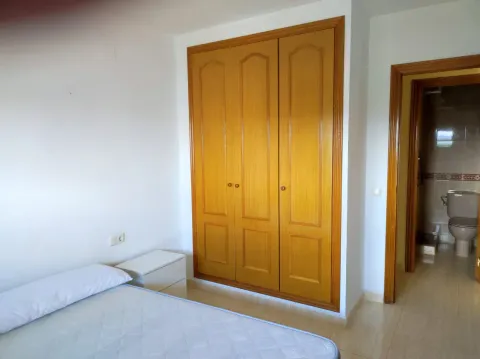 Pis de lloguer, Tavernes de la Valldigna